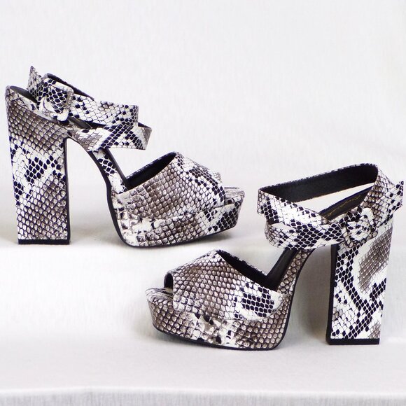 QUPID size 6.5 - 7 approx. black/white/gray faux-snake ultra-high-heel  sandals - Picture 3 of 14